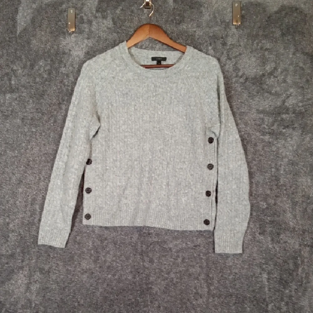 J. Crew Wool Blend Heather Gray Cable Knit Sweater With Side Buttons Sz Small